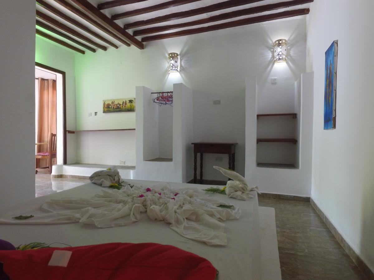 White Beach Hotel Zanzibar Падже Экстерьер фото